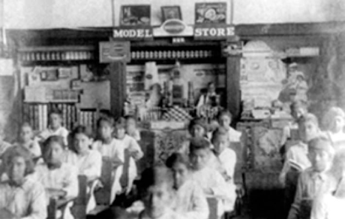 Located at the corner of W. Elizabeth and Palm Boulevard., this was the former location of the 1916 High School & 1928 High School (midblock).